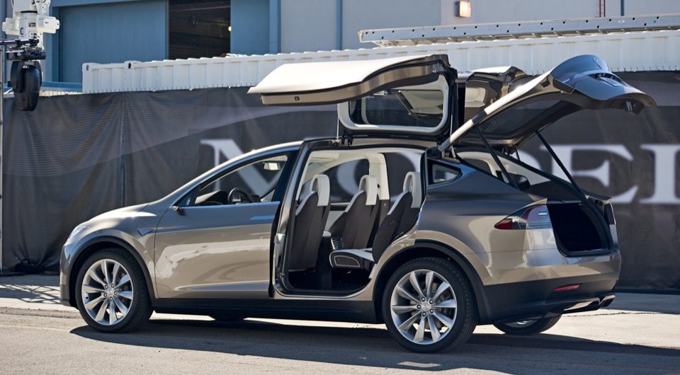 Tesla Model X - SUV